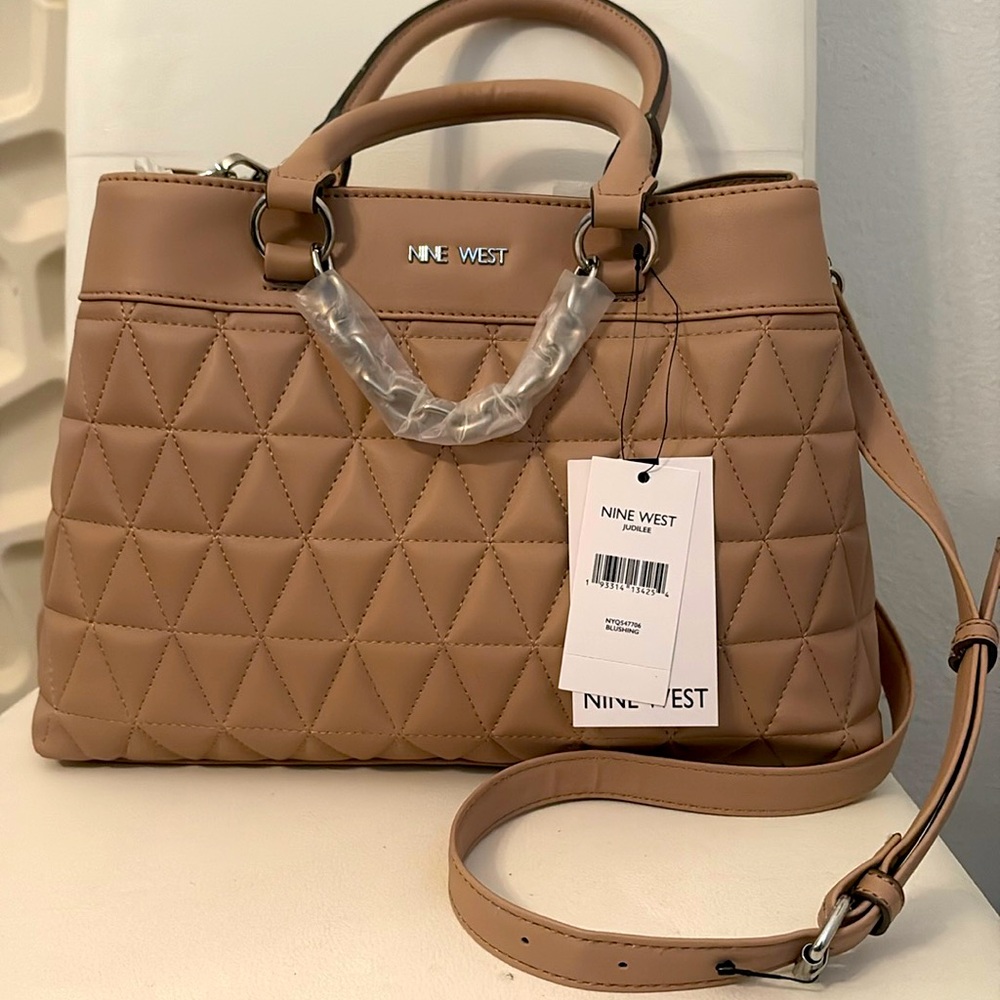 NINE WEST. NWT. Brand new bag. Judilee Satchel. Blushing color. Quilted.